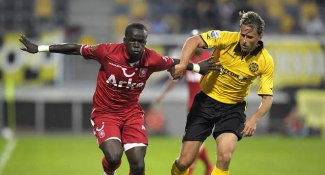 正如他自己 正如他自己