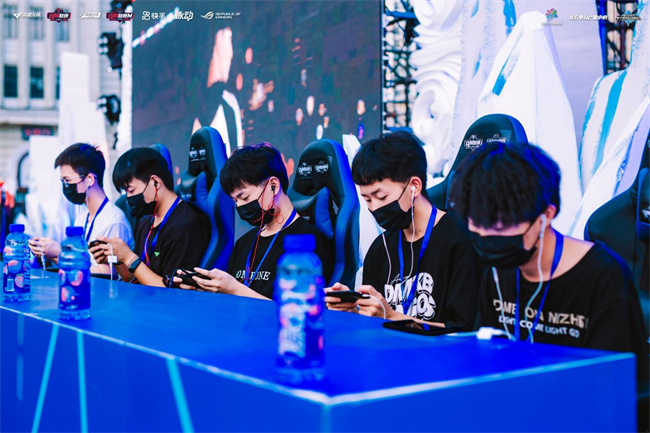 构愈加完善 构愈加完善