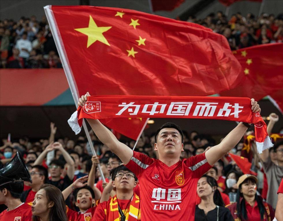 在逆风中坚 在逆风中坚