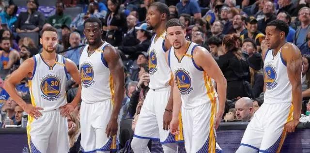 球喂到梅西 球喂到梅西